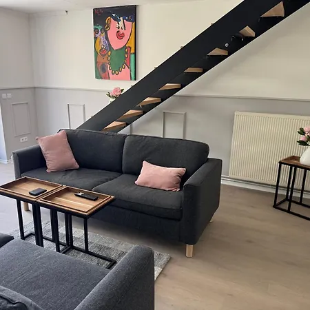 Nr 25 Bernd In Greifswald Ortsteil Heilgeisthof Lägenhet